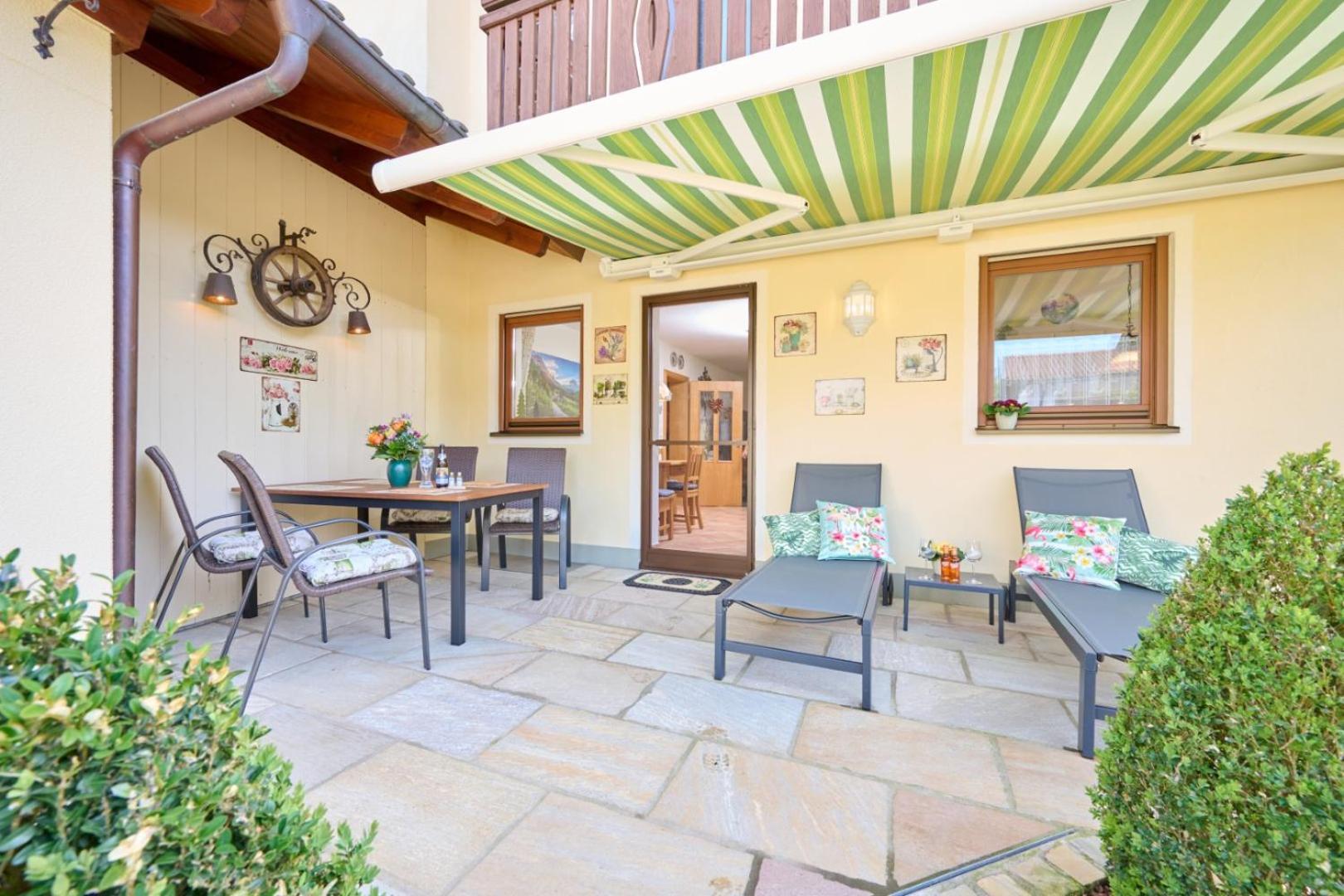 Alpenappartement Traumzeit - Pool / Eigene Terrasse / Garten 베르나우암히엠지 외부 사진